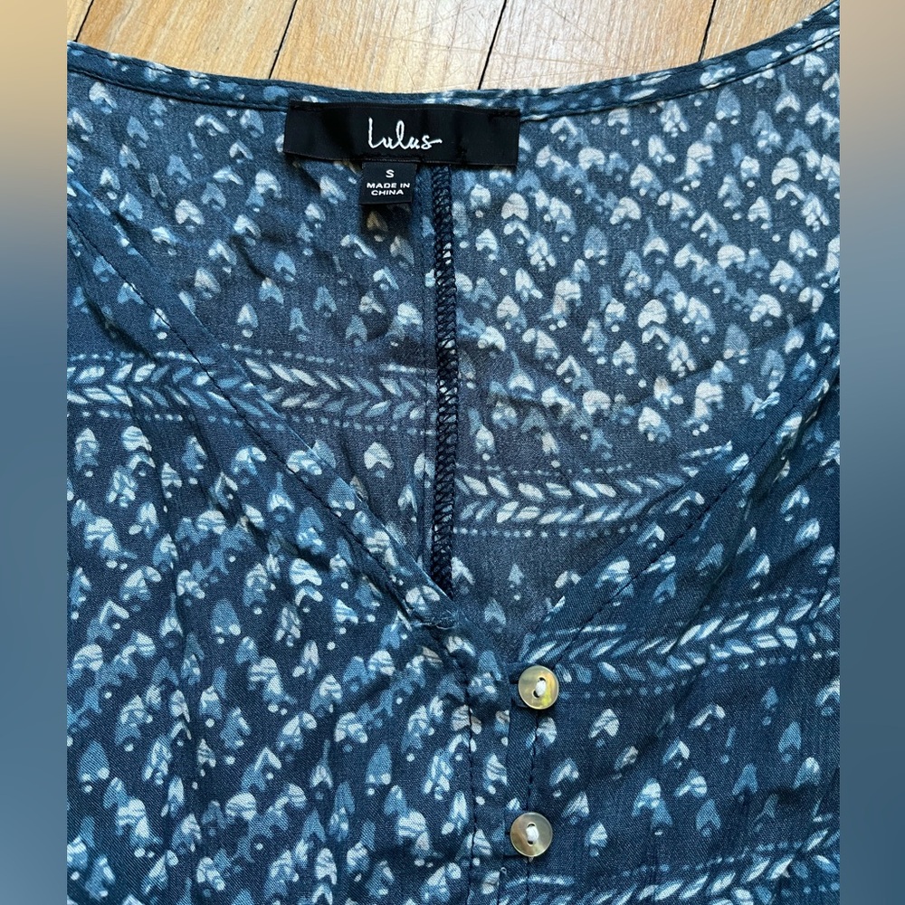 Lulu's Blouse - Picture 7 of 8